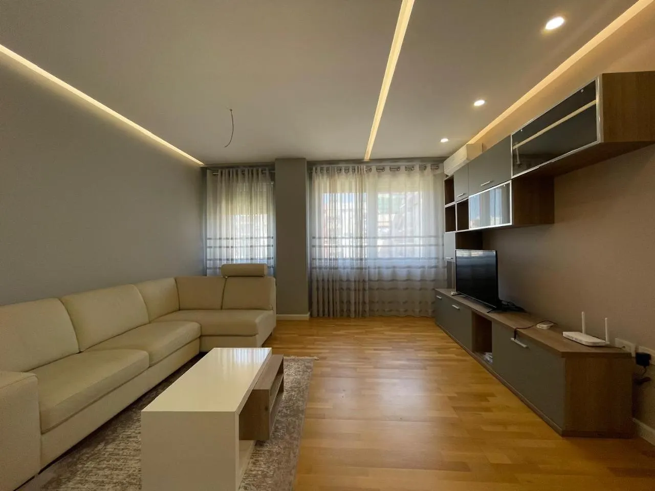 Gener 2 Apartment Tirana 0*,  Albania