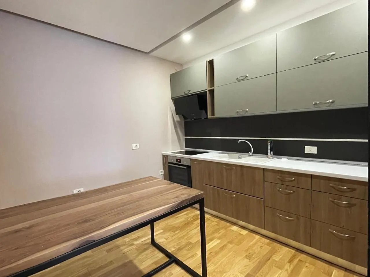 Gener 2 Apartment Tirana Albania